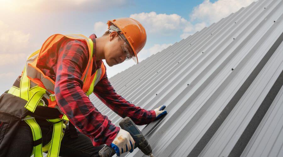 Professional New roof installation in Pelican, AK
